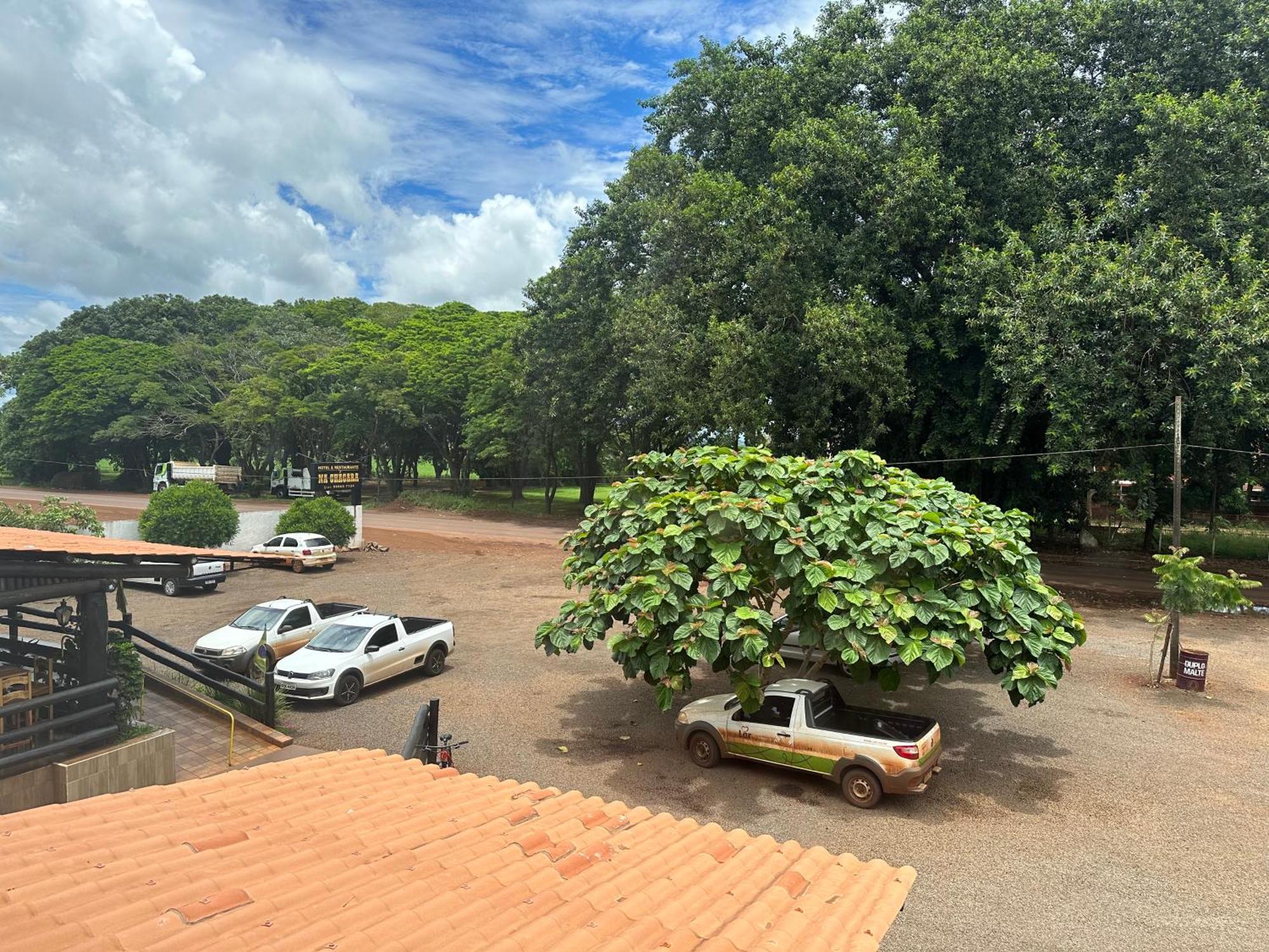 דוראדוס Hotel E Restaurante Na Chacara מראה חיצוני תמונה